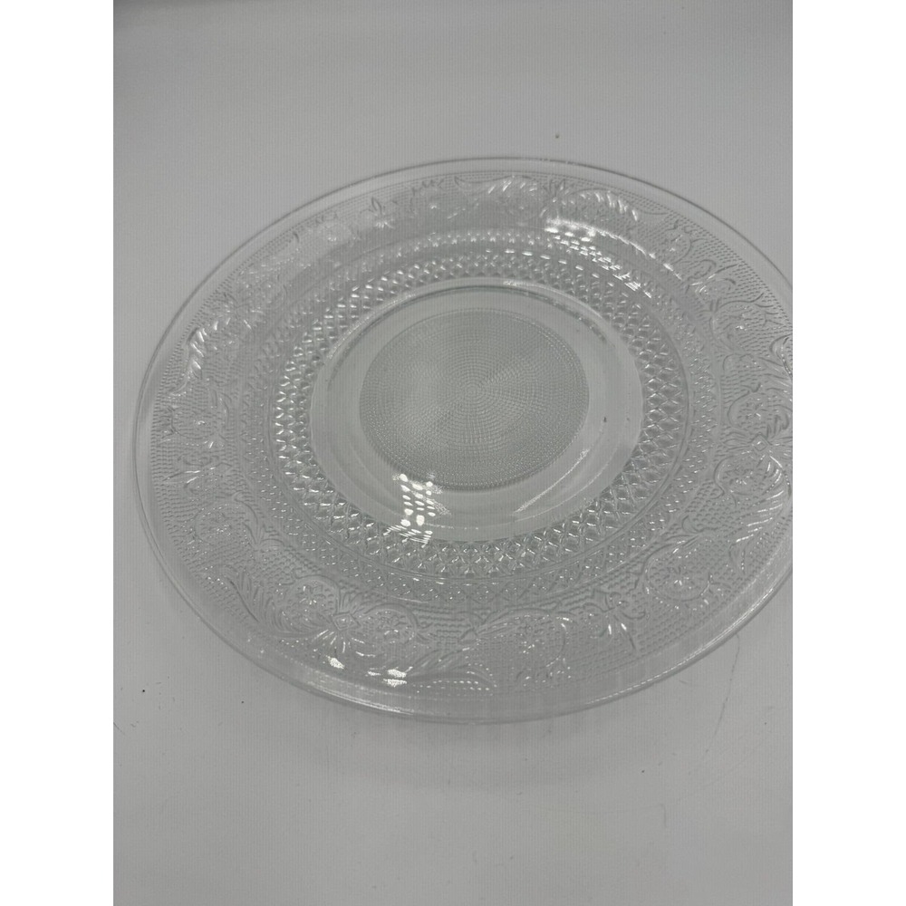 Vintage Kig Malaysia Fleur de Lis Pressed Glass 10 Inch Dinner Plate